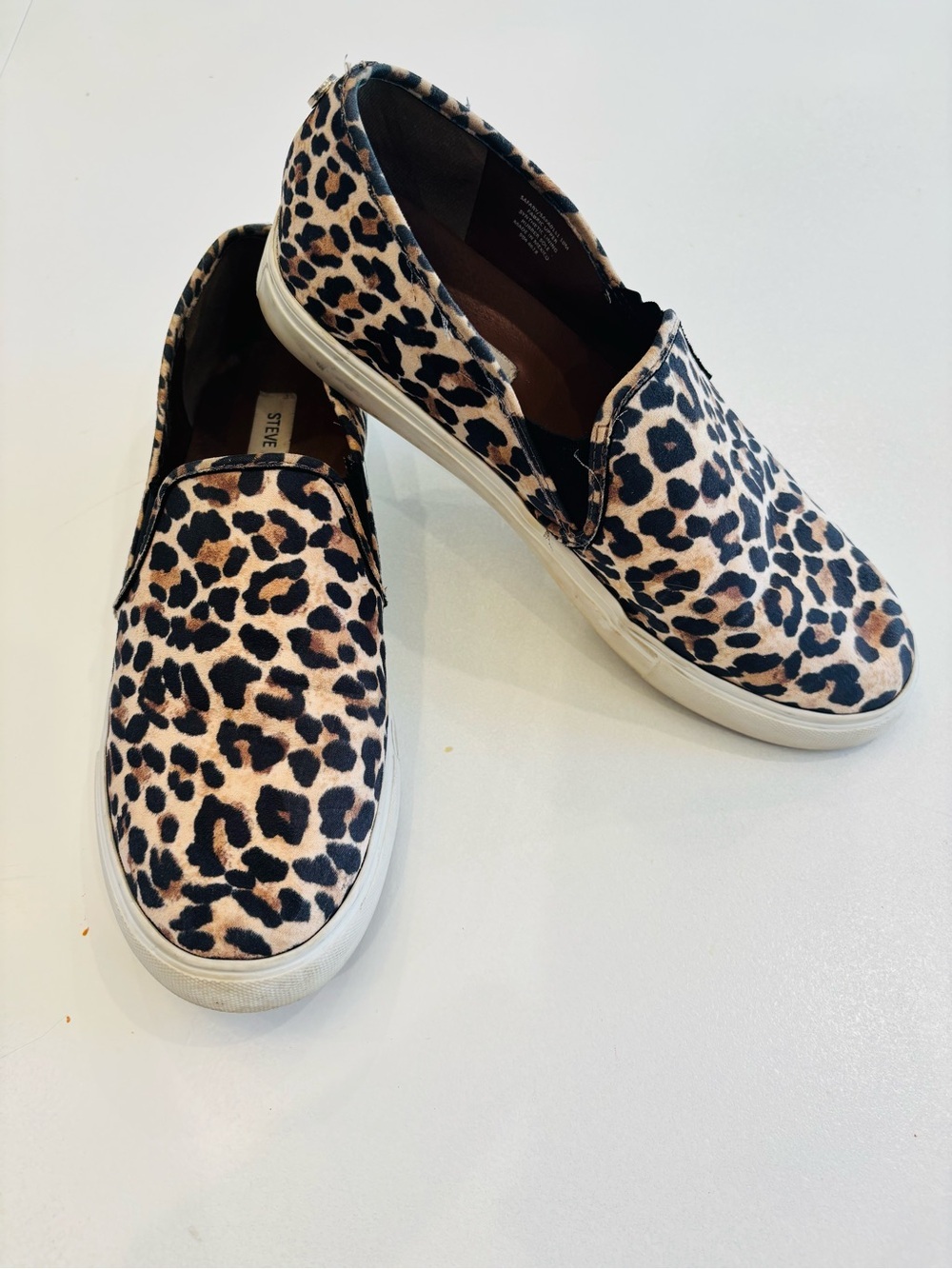 Steve Madden Leopard Women’s Slip-On Sneakers - Tan & Black size 10 - Picture 4 of 13